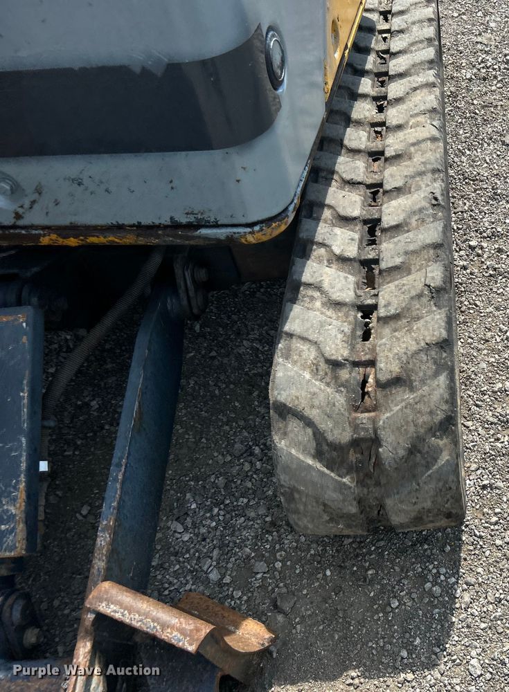 image for item EG0895 John Deere 17D mini excavator