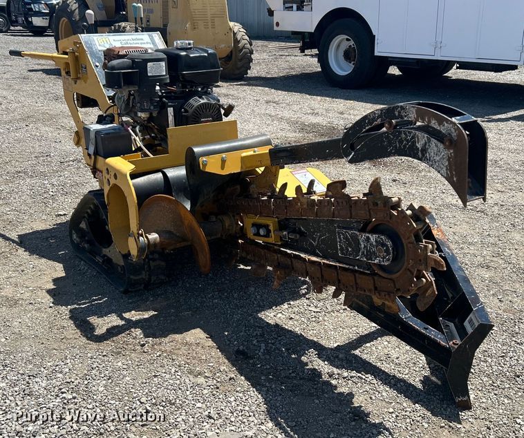 image for item EG0899 2017 Vermeer  RTX130 trencher