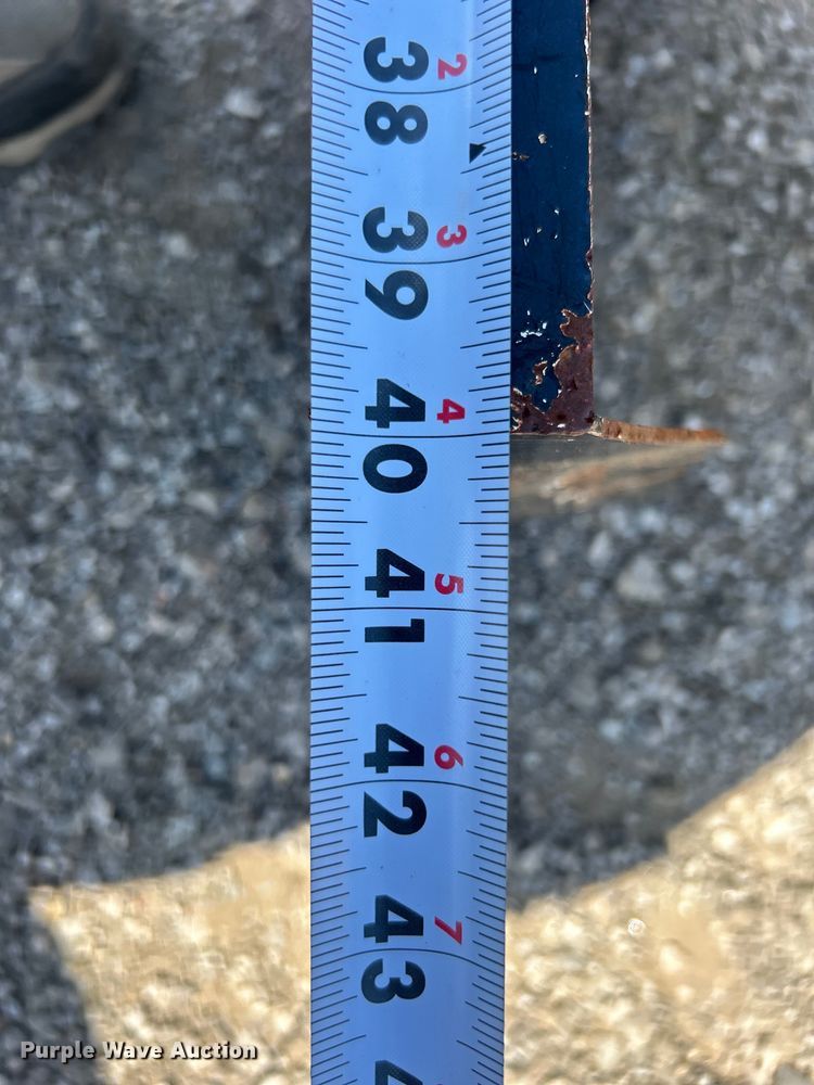 image for item EG0899 2017 Vermeer  RTX130 trencher