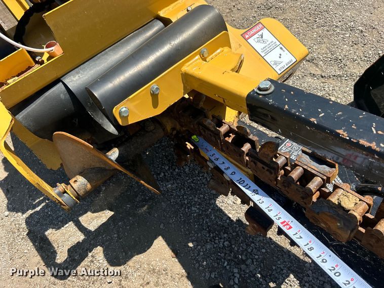 image for item EG0899 2017 Vermeer  RTX130 trencher
