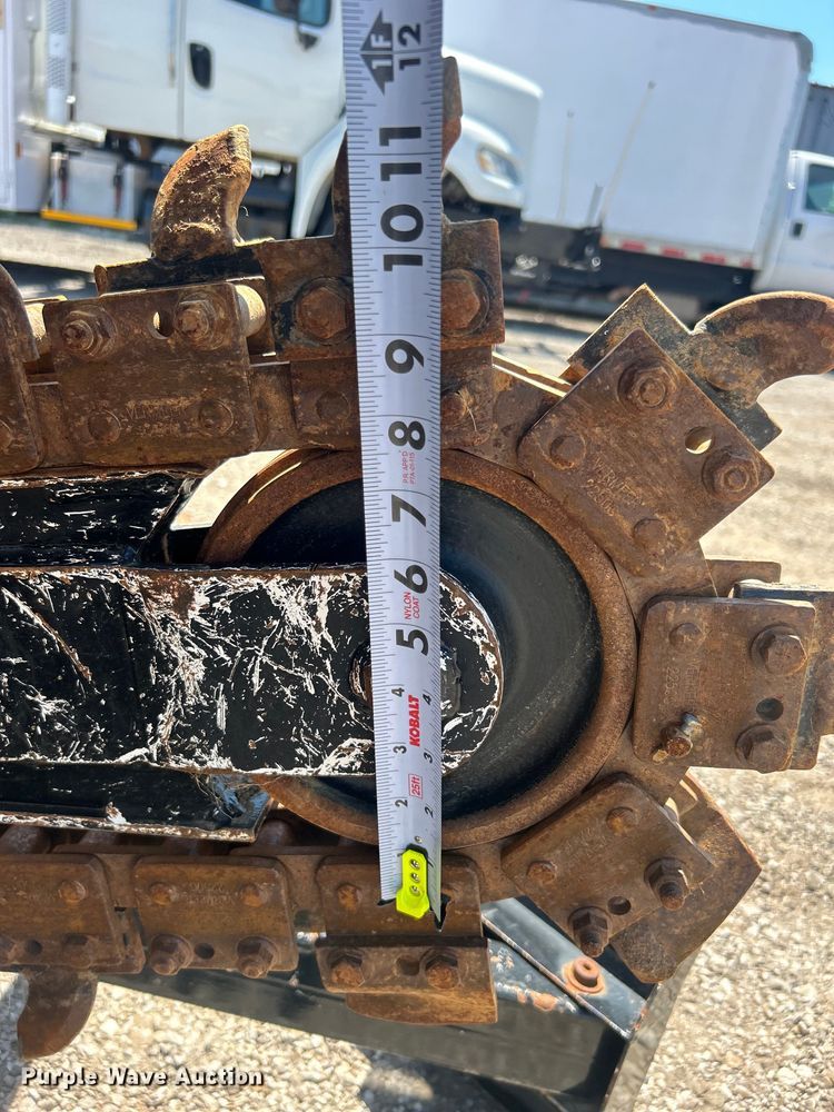 image for item EG0899 2017 Vermeer  RTX130 trencher