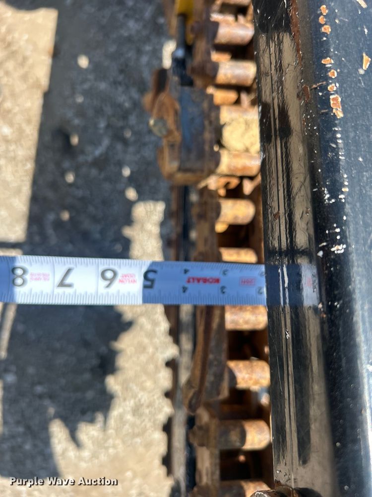 image for item EG0899 2017 Vermeer  RTX130 trencher