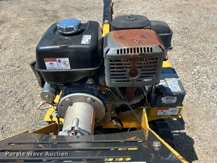 image for item EG0899 2017 Vermeer  RTX130 trencher