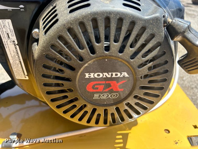 image for item EG0899 2017 Vermeer  RTX130 trencher