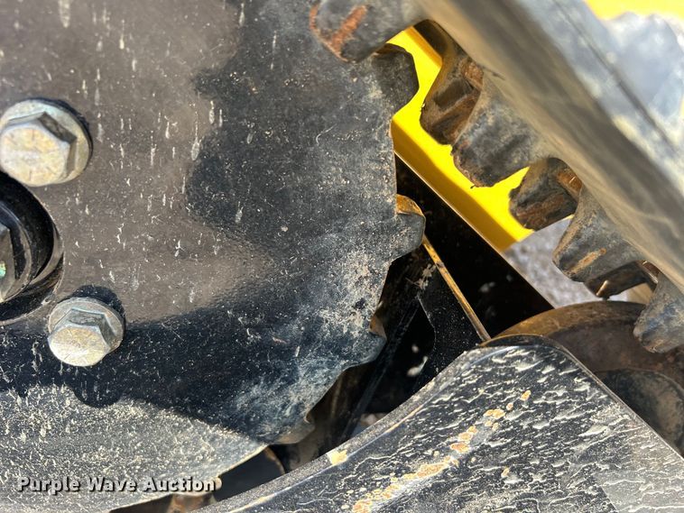 image for item EG0899 2017 Vermeer  RTX130 trencher