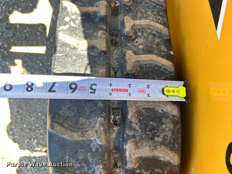 image for item EG0899 2017 Vermeer  RTX130 trencher