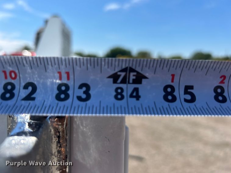 image for item EG0902 2013 Chevrolet  Silverado 2500HD Ext. Cab utility bed pickup truck