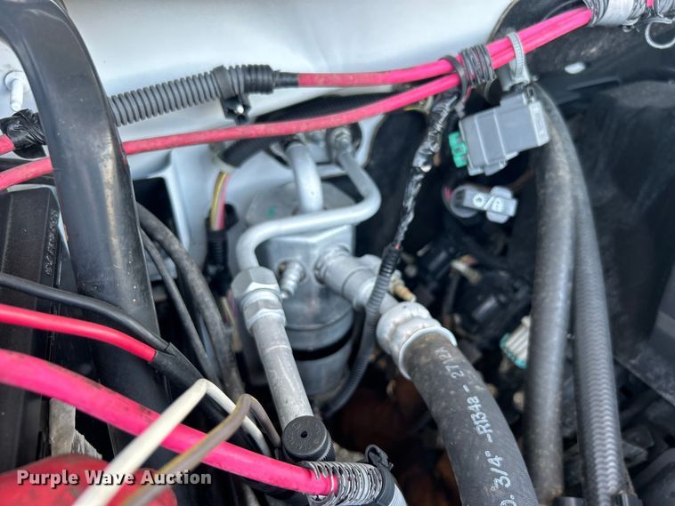 image for item EG0902 2013 Chevrolet  Silverado 2500HD Ext. Cab utility bed pickup truck