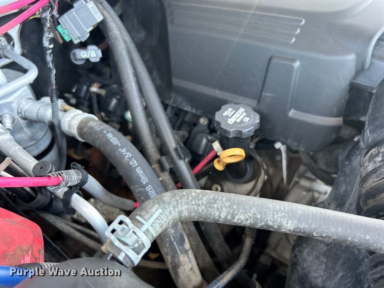 image for item EG0902 2013 Chevrolet  Silverado 2500HD Ext. Cab utility bed pickup truck