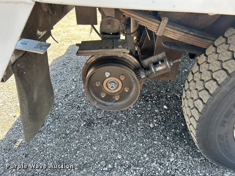 image for item EG0902 2013 Chevrolet  Silverado 2500HD Ext. Cab utility bed pickup truck