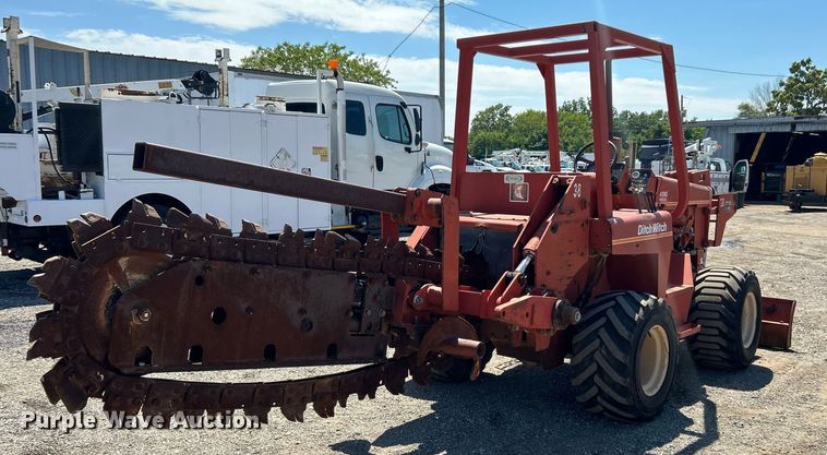 image for item EG0903 1985 Ditch Witch 4010 trencher