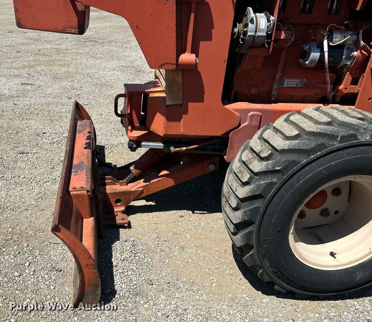 image for item EG0903 1985 Ditch Witch 4010 trencher