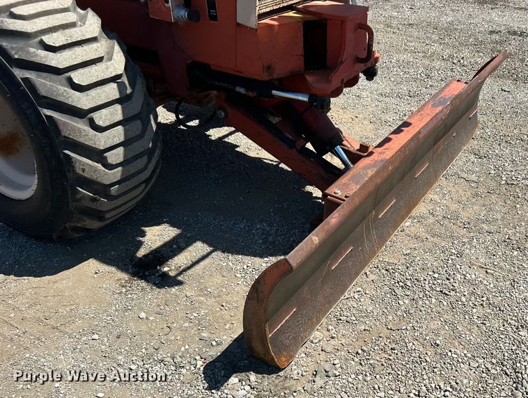 image for item EG0903 1985 Ditch Witch 4010 trencher