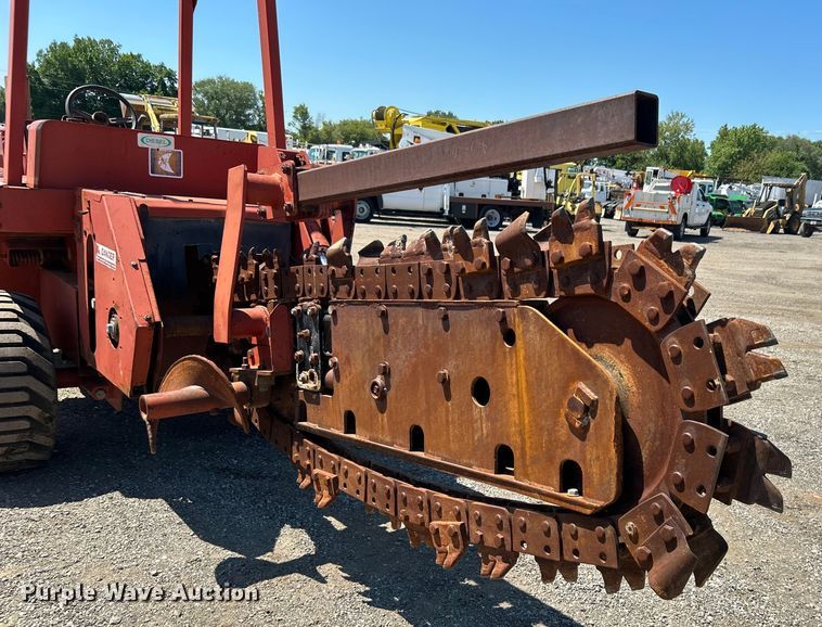 image for item EG0903 1985 Ditch Witch 4010 trencher