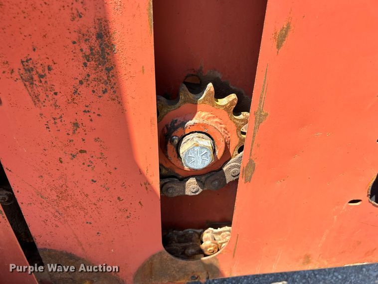 image for item EG0903 1985 Ditch Witch 4010 trencher