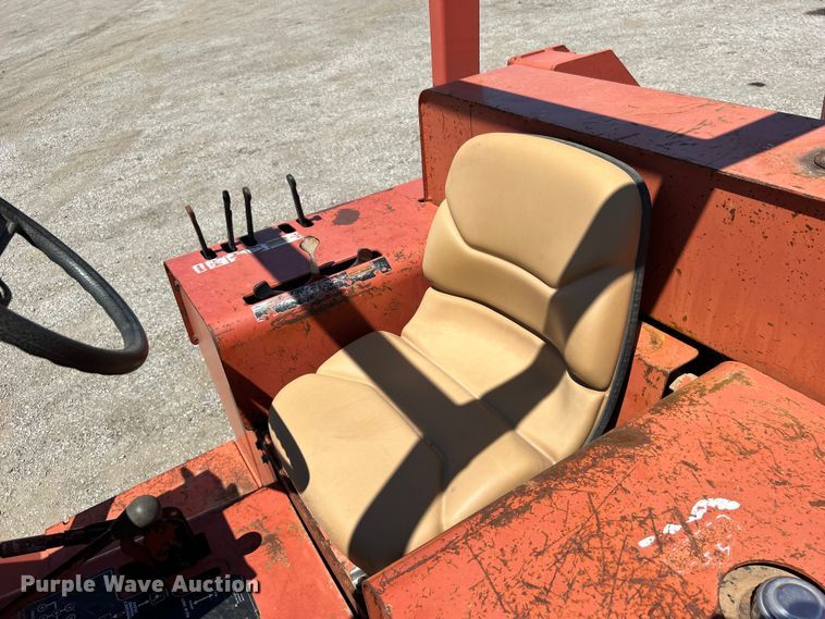 image for item EG0903 1985 Ditch Witch 4010 trencher