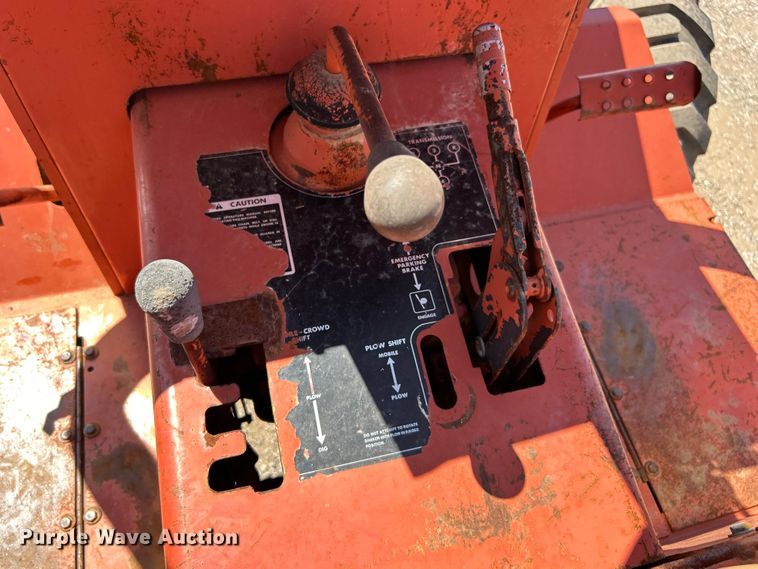 image for item EG0903 1985 Ditch Witch 4010 trencher