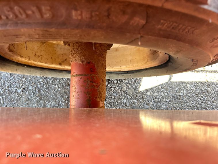 image for item EG0903 1985 Ditch Witch 4010 trencher