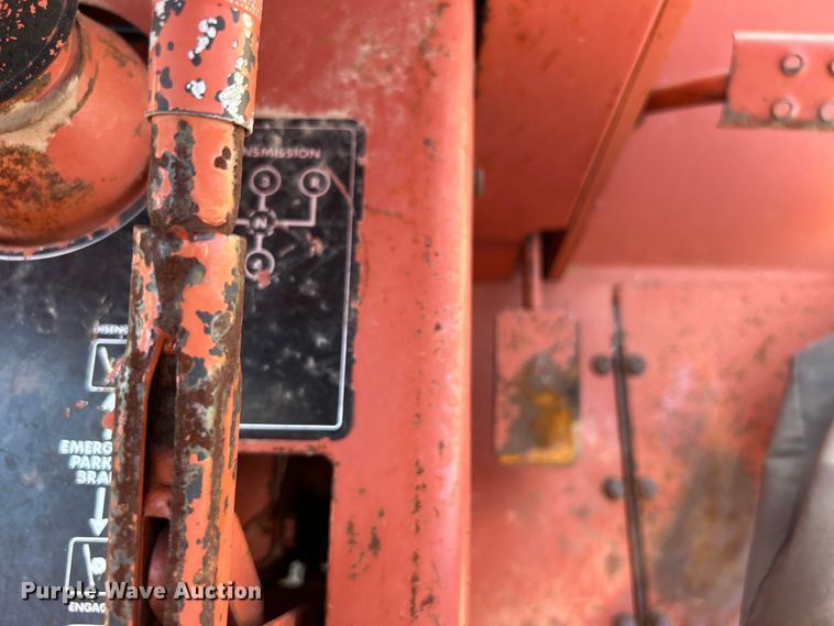 image for item EG0903 1985 Ditch Witch 4010 trencher