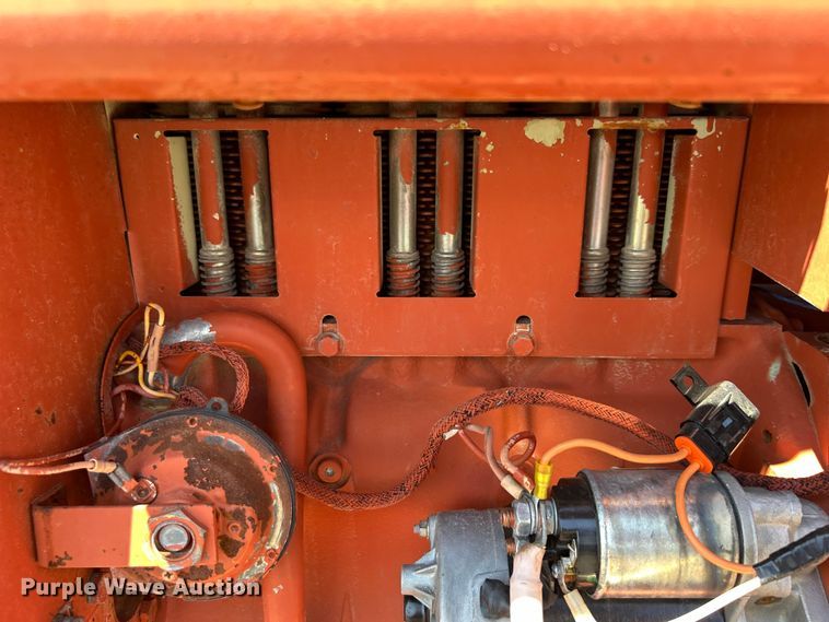 image for item EG0903 1985 Ditch Witch 4010 trencher