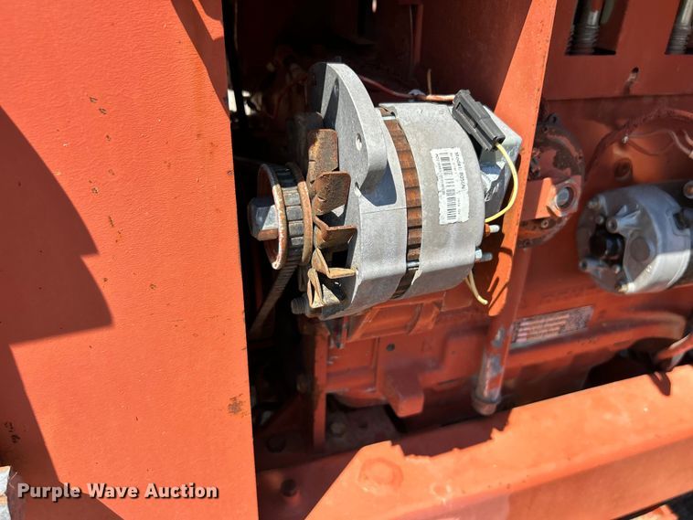 image for item EG0903 1985 Ditch Witch 4010 trencher