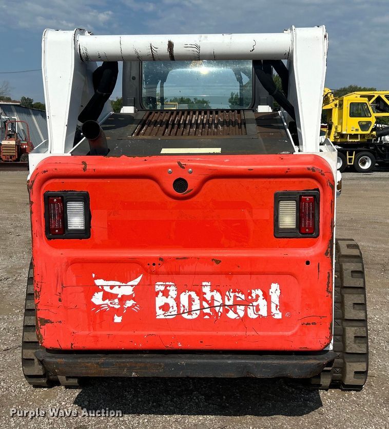 image for item EG0914 2016 Bobcat T650 skid steer loader