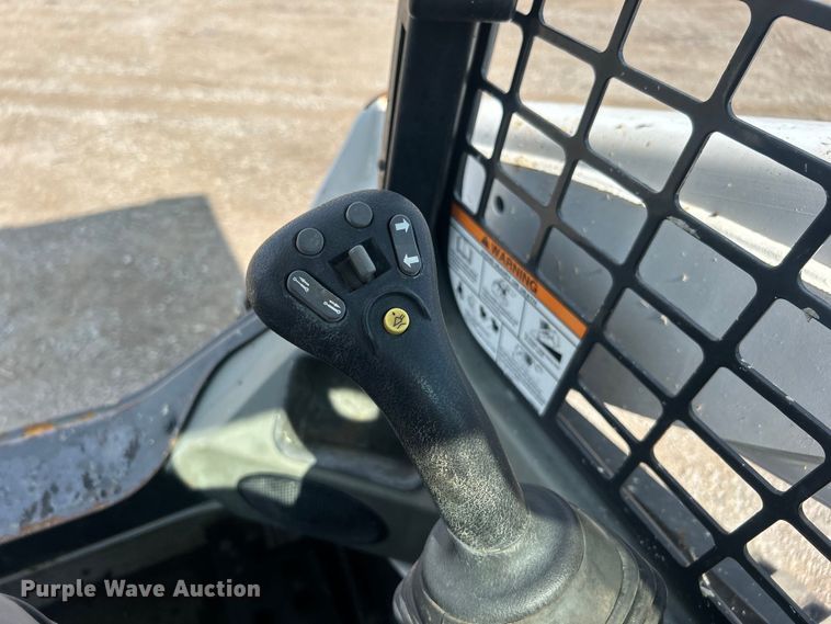 image for item EG0914 2016 Bobcat T650 skid steer loader