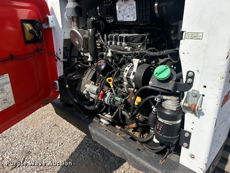 image for item EG0914 2016 Bobcat T650 skid steer loader