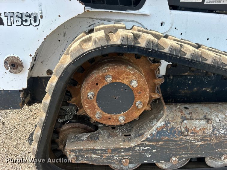 image for item EG0914 2016 Bobcat T650 skid steer loader