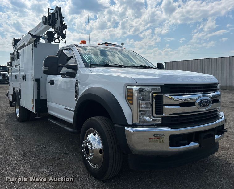 image for item EG0917 2019 Ford F550 Super Duty utility / service truck