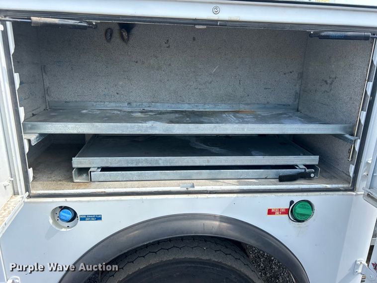 image for item EG0917 2019 Ford F550 Super Duty utility / service truck