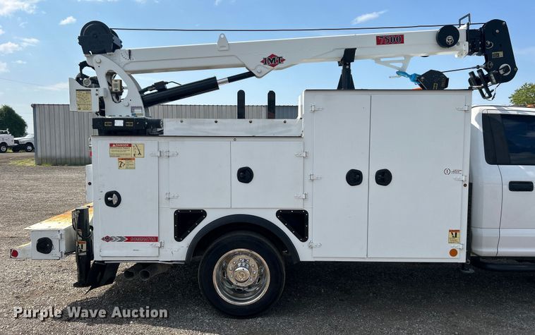 image for item EG0917 2019 Ford F550 Super Duty utility / service truck