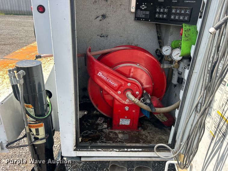 image for item EG0917 2019 Ford F550 Super Duty utility / service truck