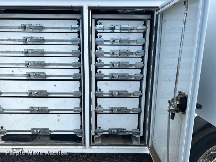 image for item EG0917 2019 Ford F550 Super Duty utility / service truck