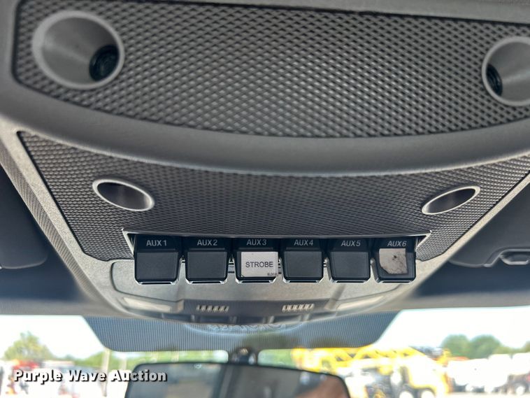 image for item EG0917 2019 Ford F550 Super Duty utility / service truck