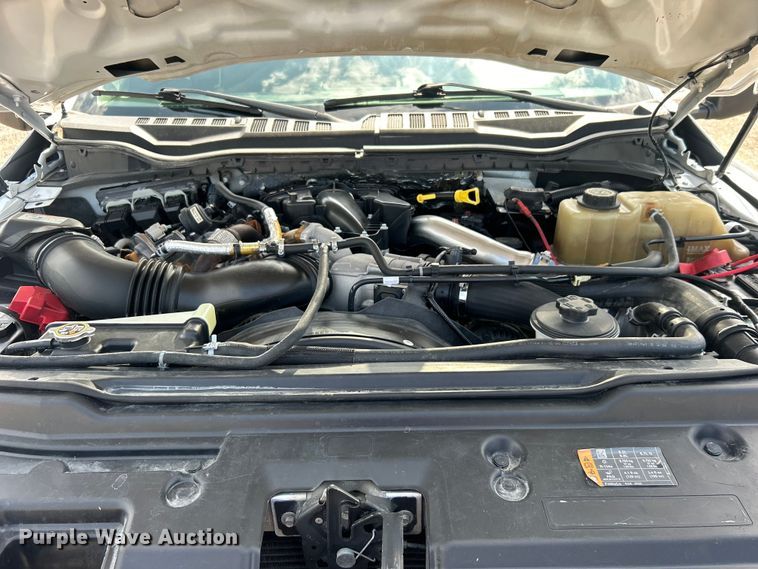 image for item EG0917 2019 Ford F550 Super Duty utility / service truck