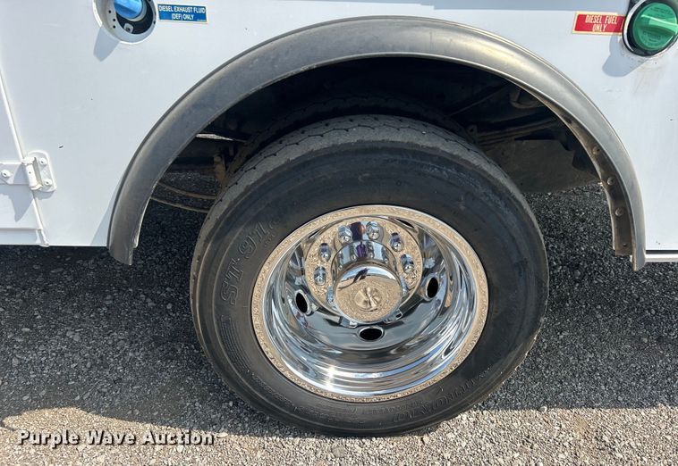 image for item EG0917 2019 Ford F550 Super Duty utility / service truck