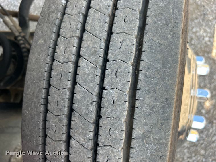 image for item EG0917 2019 Ford F550 Super Duty utility / service truck