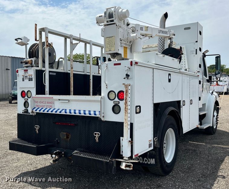 image for item EG0921 2015 Freightliner  utility / service truck