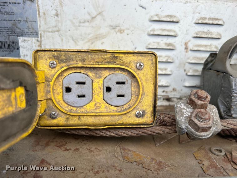 image for item EG0921 2015 Freightliner  utility / service truck