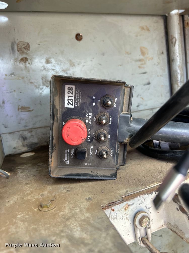 image for item EG0921 2015 Freightliner  utility / service truck
