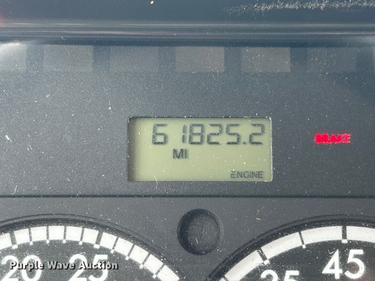 image for item EG0921 2015 Freightliner  utility / service truck