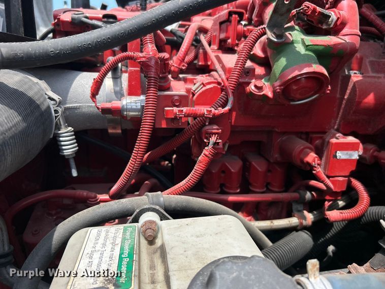 image for item EG0921 2015 Freightliner  utility / service truck