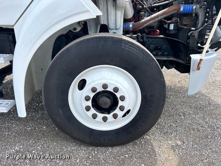 image for item EG0921 2015 Freightliner  utility / service truck