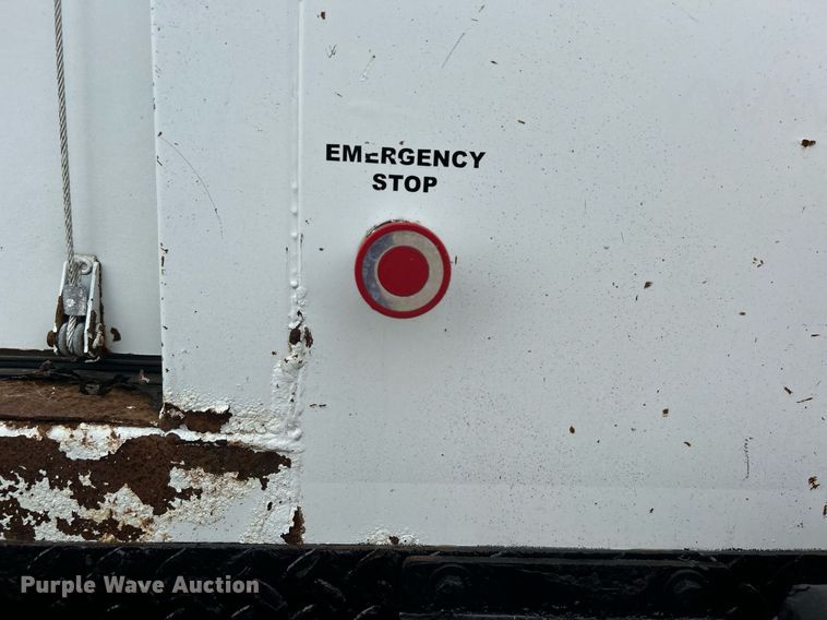 image for item EG1189 2013 International  4400 SBA utility / service truck