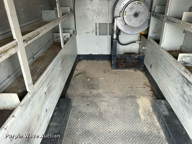 image for item EG1189 2013 International  4400 SBA utility / service truck