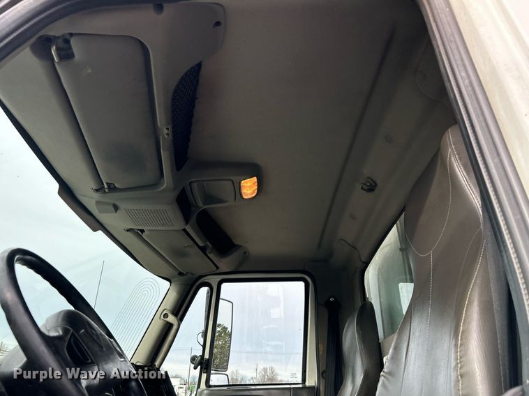 image for item EG1189 2013 International  4400 SBA utility / service truck