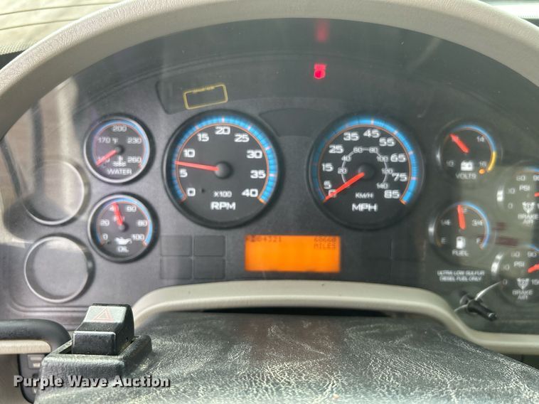 image for item EG1189 2013 International  4400 SBA utility / service truck