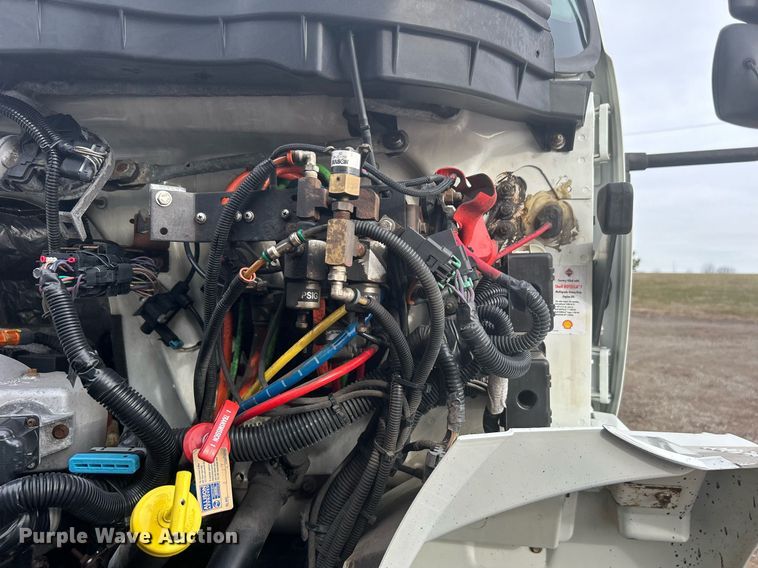 image for item EG1189 2013 International  4400 SBA utility / service truck