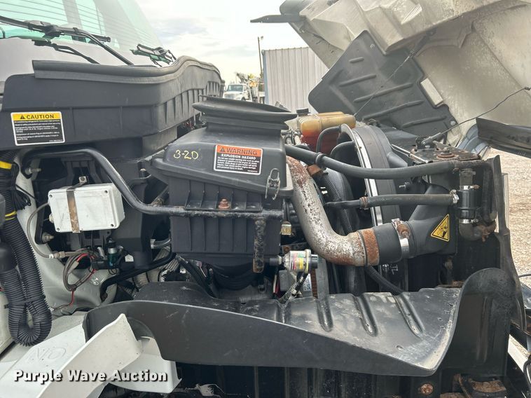 image for item EG1189 2013 International  4400 SBA utility / service truck